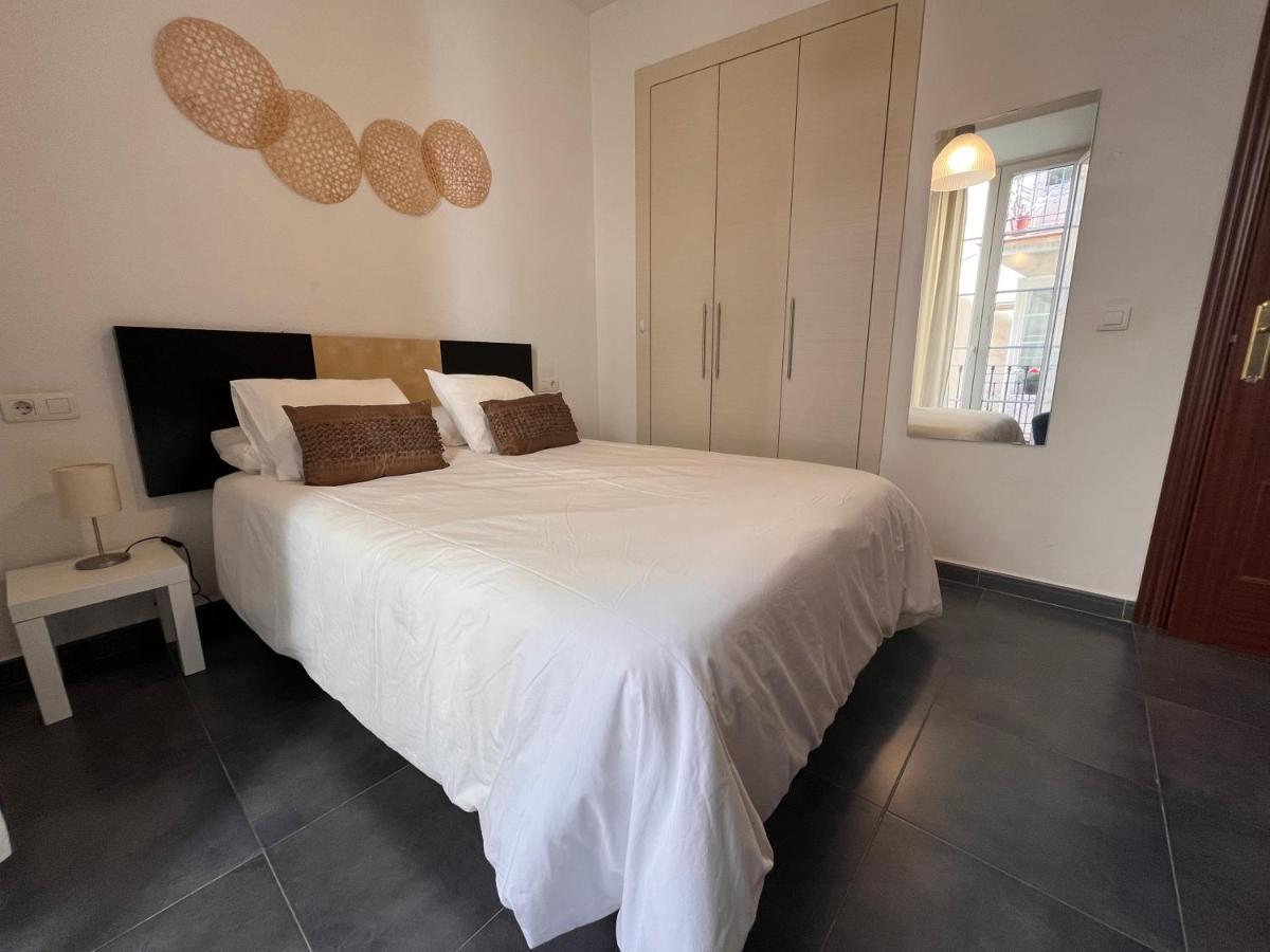 Malaga La Bella Centro Historico Apartment Luaran gambar